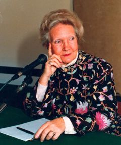 Evelyne Sullerot, correspondant de l’Académie des sciences morales et politiques, fut la co-fondatrice du planning familial en 1956.