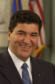 Elias Zerhouni directeur des NIH aux Etats-Unis