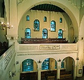 Intérieur de la synagogue de Boulogne-Billancourt