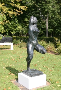 Jean Cardot,  L’envol, 1961, bronze cire perdue, fonte Coubertin, biennale de Sculpture de Yerres 2009