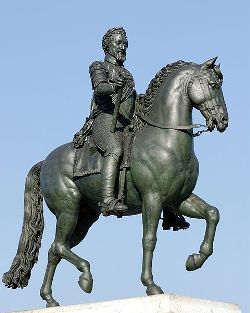 Statue équestre d’Henri IV sur le Pont-Neuf à Paris