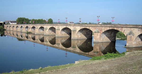 Le pont de Regemorte sur l’Allier
