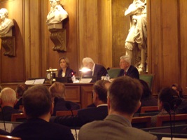 Valérie Pécresse, Jean Mesnard et Michel Albert à la tribune de la grande salle des séances © Canal Académie