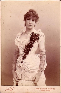 Sarah Bernhardt photographiée par Nadar