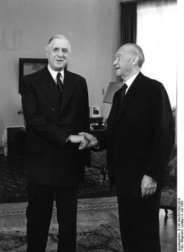 Charles de Gaulle et le chancelier allemand, Konrad Adenauer (1963)