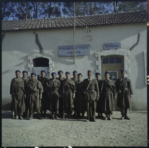 Moghaznis de la Section administrative spécialisée (SAS) de Pirette en Kabylie, le 23 juillet 1956